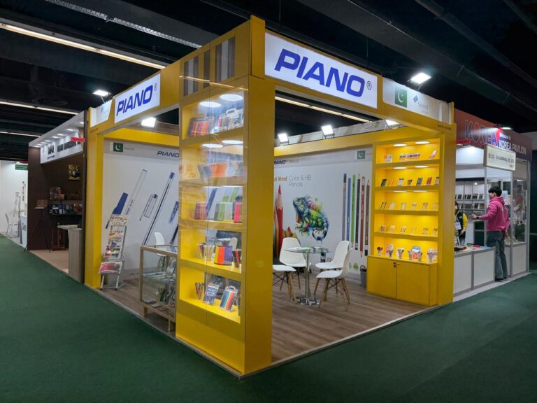 40x50 booth design